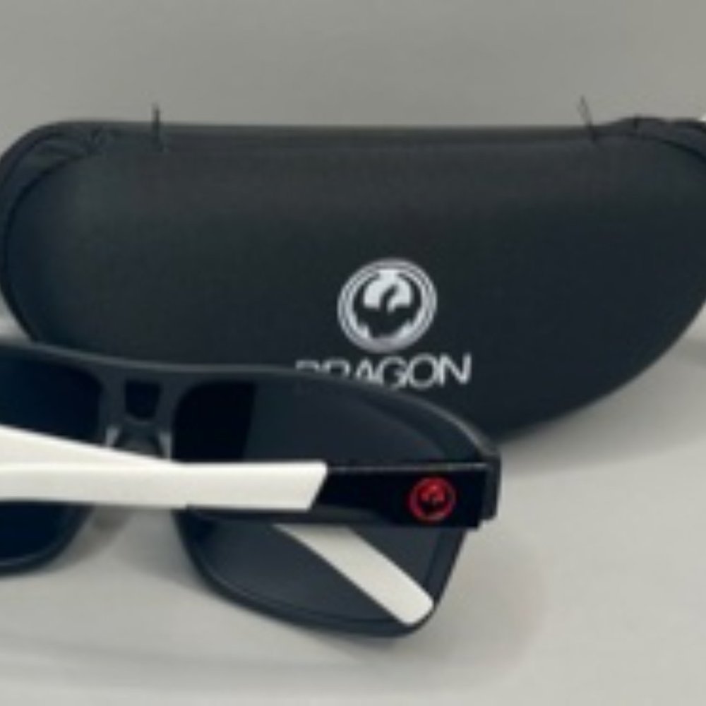 New Dragon glasses - Picture 4 of 5